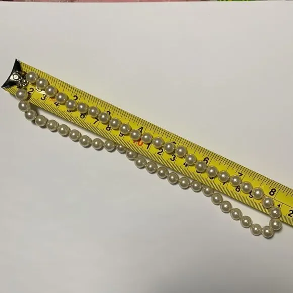 Quality Faux Pearl necklace -Vintage - Picture 5 of 6